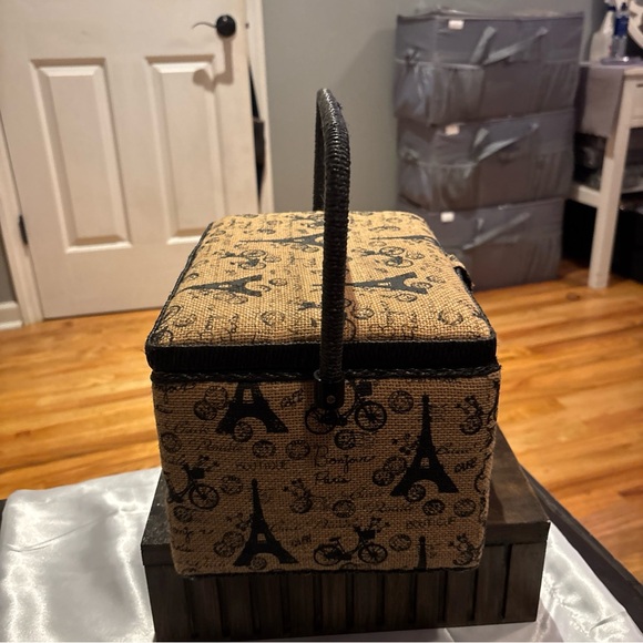Source Unknown Eiffel Tower Sewing Box - Black and Tan - Picture 8 of 12